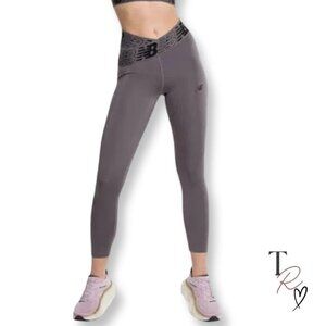 New Balance NWT Relentless Crossover High Rise 7/8 Tight Leggings Large Purple